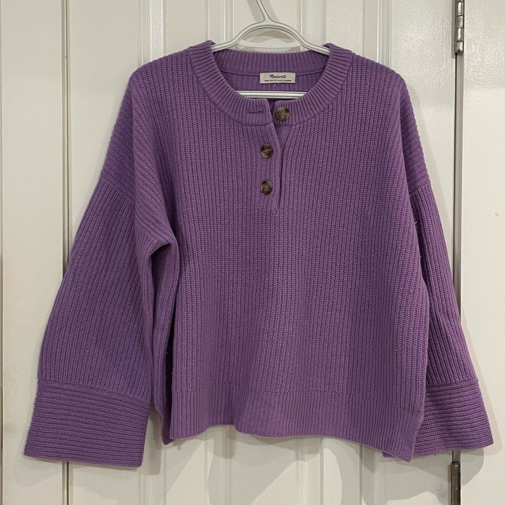 Cashmere sweater